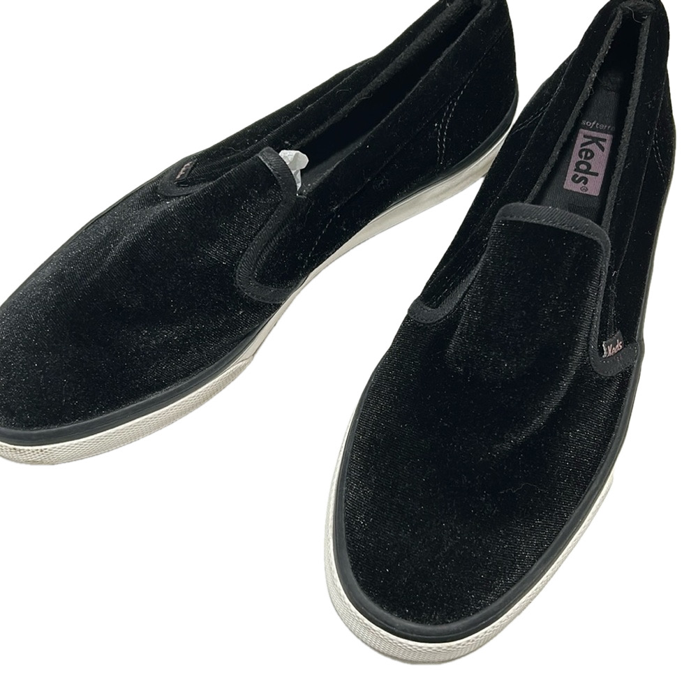 KEDS black shoes size 9 GUC